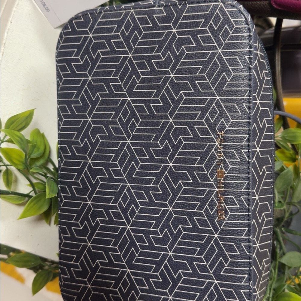 Tommy Hilfiger Navy and White Crossbody Bag